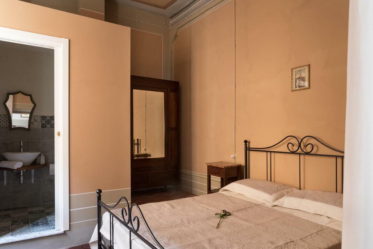 Palazzo Donati B&B Montopoli in Val dʼArno Buitenkant foto